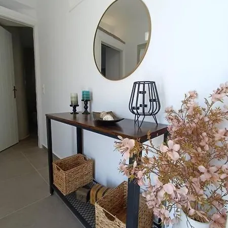 Terpsithea Τριαντάρος