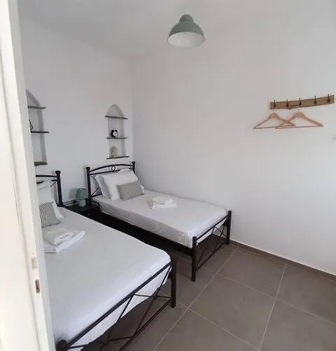 Holiday home Terpsithea Triandaros (Tinos)