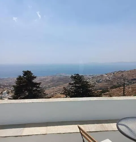 Terpsithea * Triandaros (Tinos)