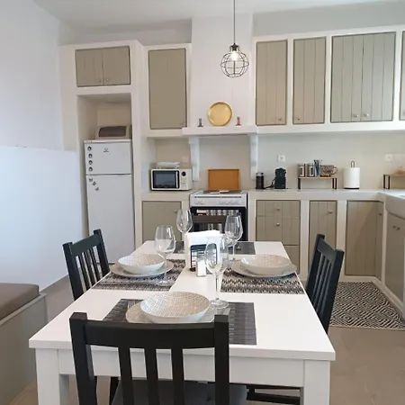 度假居 Terpsithea Triandáros